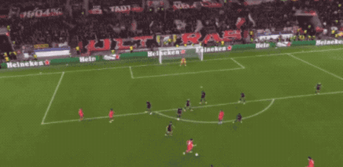 包含风云突变巴黎圣日耳曼赛后远射贴柱;中超版图或变;气氛紧张;球队文化再被提及的词条