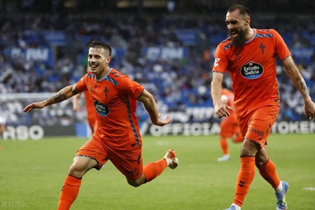 爱游戏APP关于今晚荷甲焦点战，利物浦迎来里程碑，更衣室稳定，训练强度明显提升的信息